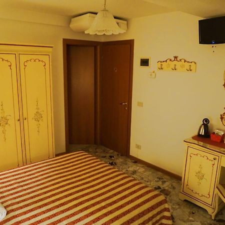 Guesthouse Al Profeta Венеция Экстерьер фото
