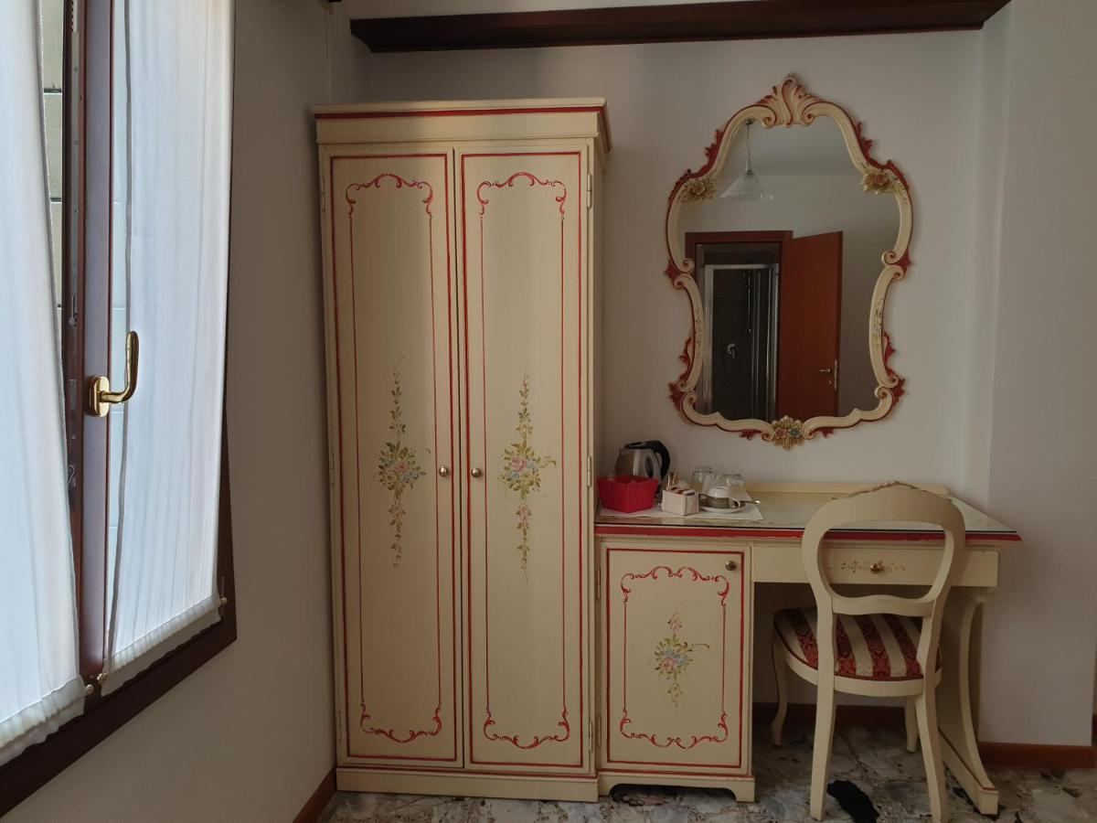 Guesthouse Al Profeta Венеция Экстерьер фото
